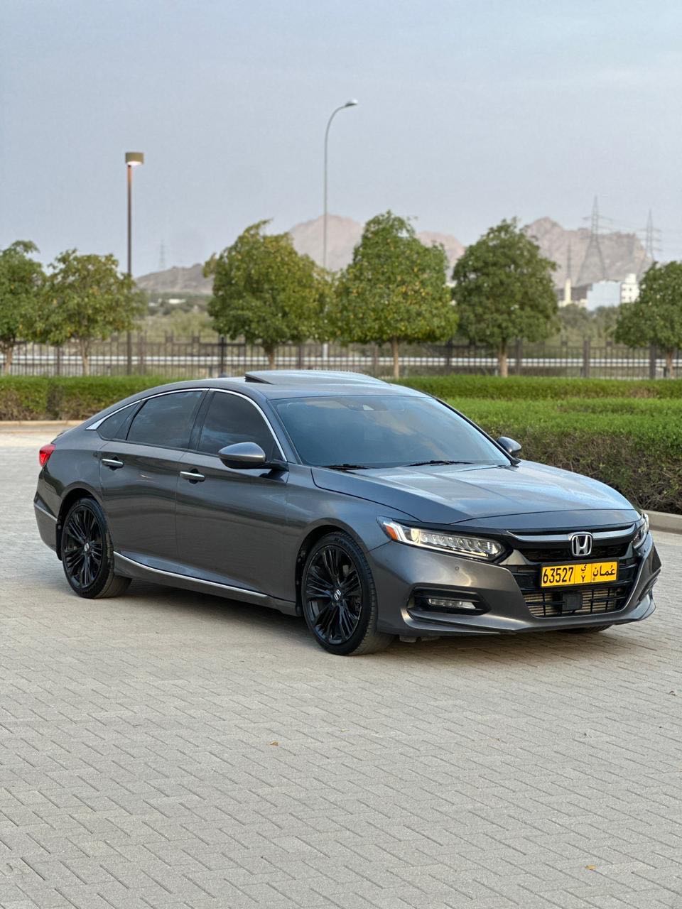 Car Image 2018 HONDA ACCORD TOURING