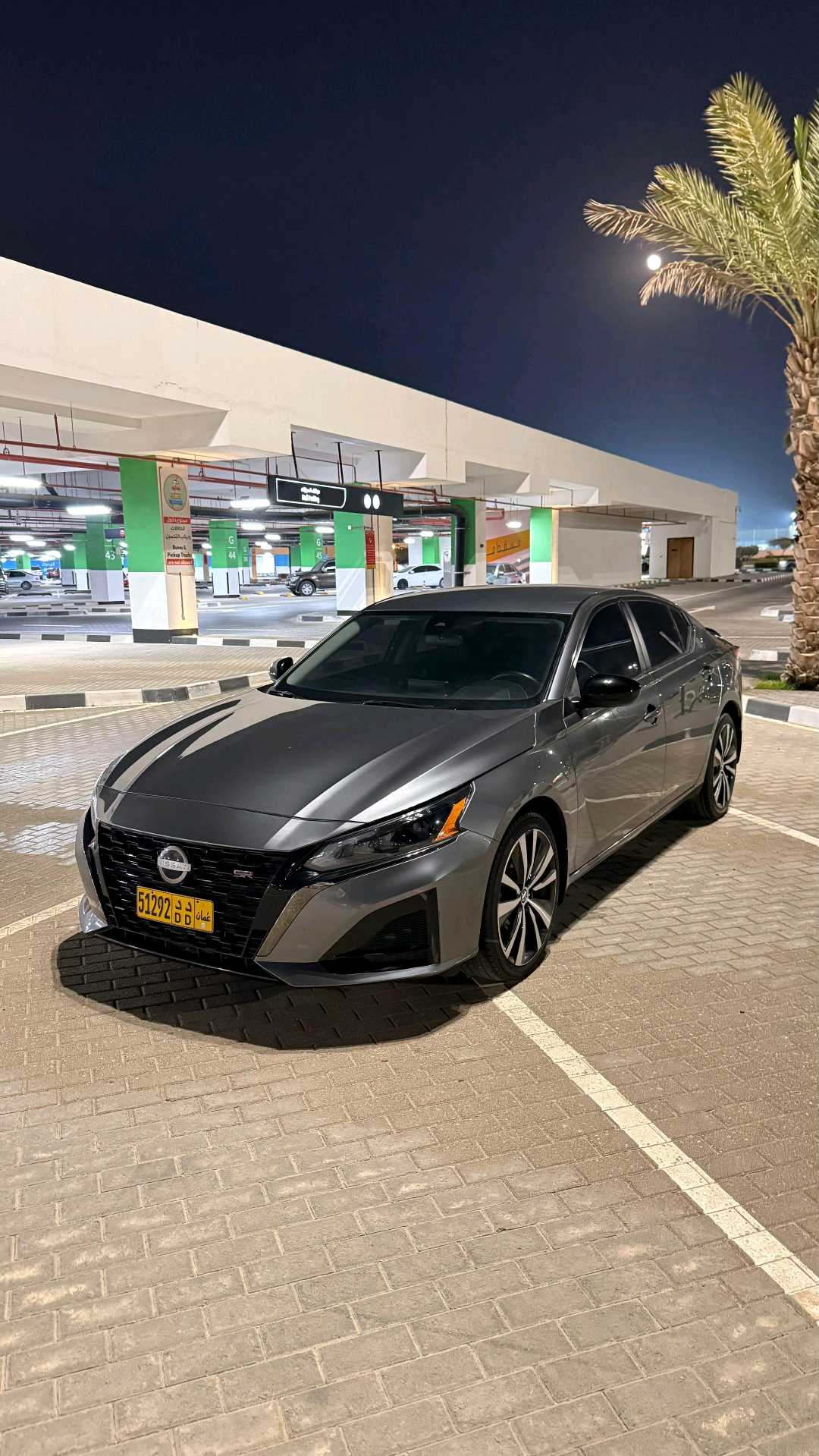 Car Image 2021 NISSAN ALTIMA SR