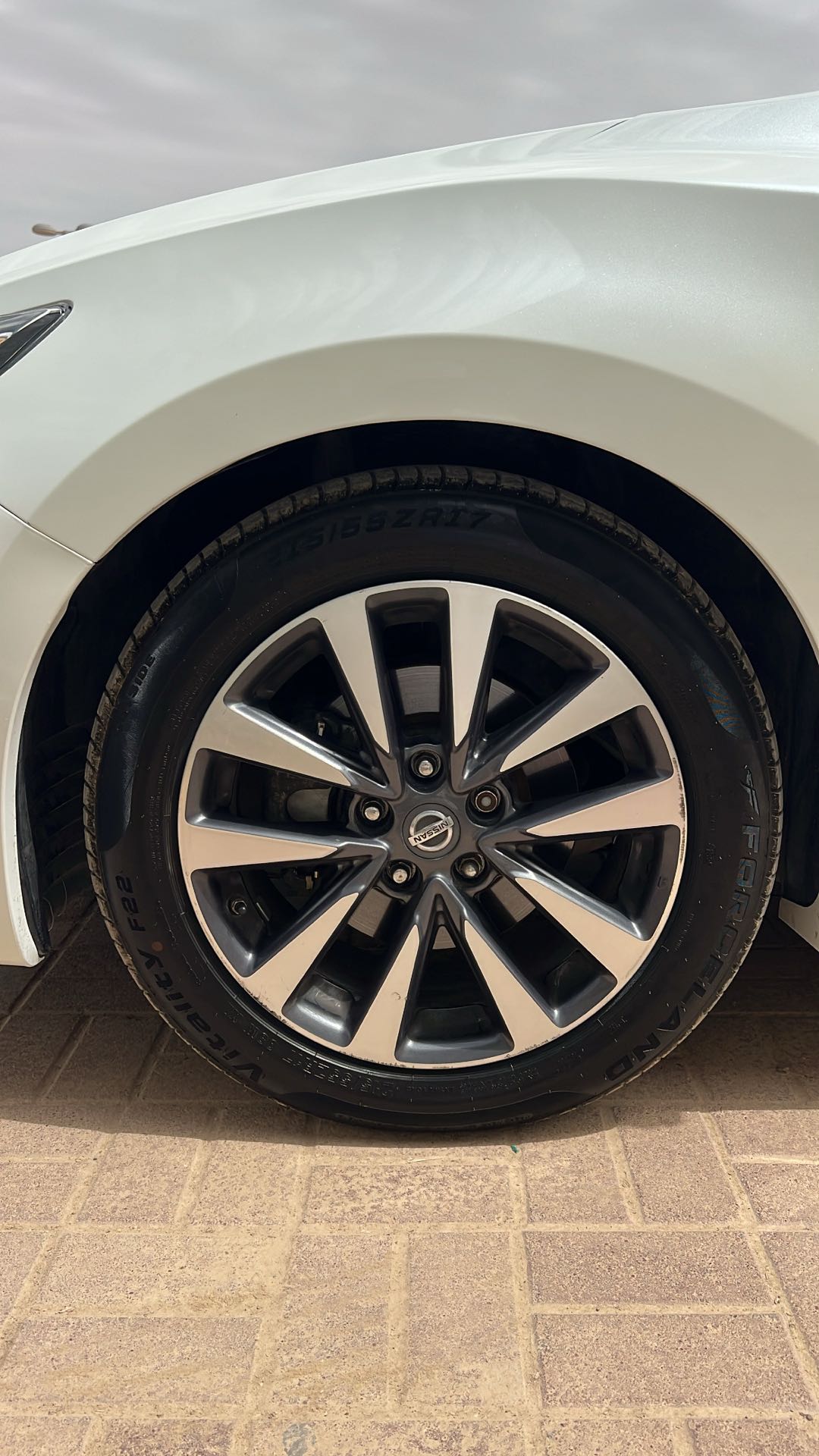Car Image 2017 NISSAN ALTIMA SL