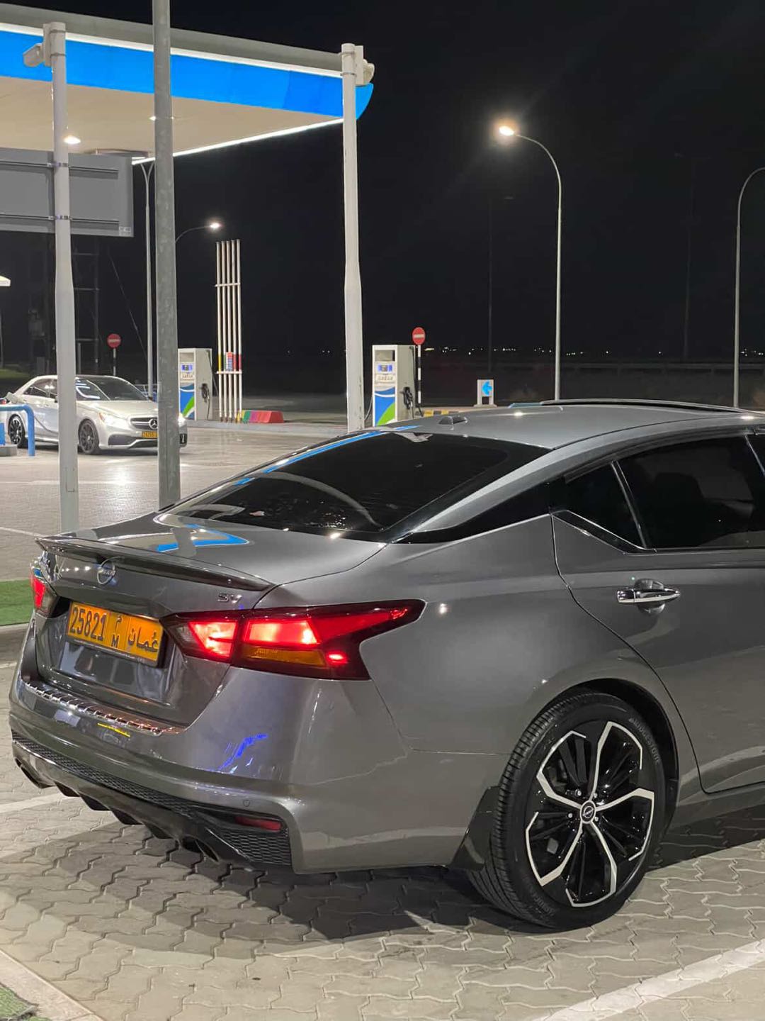 Car Image 2019 NISSAN ALTIMA SV