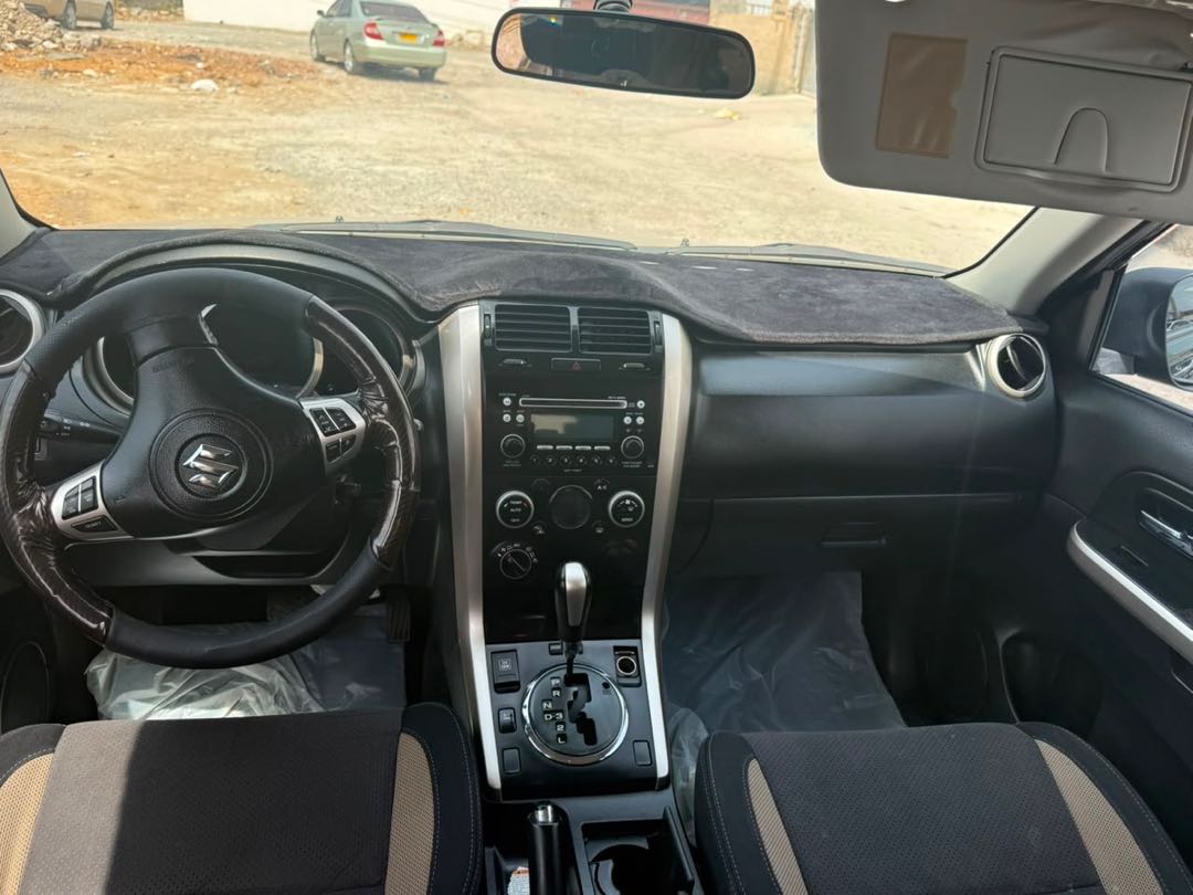 Car Image 2016 SUZUKI VITARA 