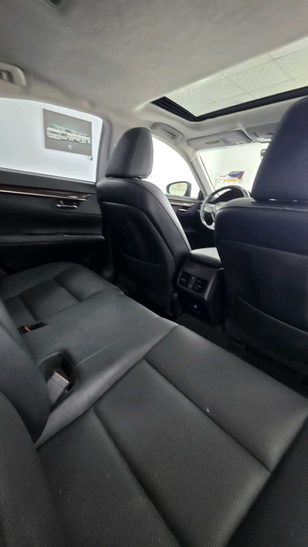 Car Image 2018 LEXUS ES 350