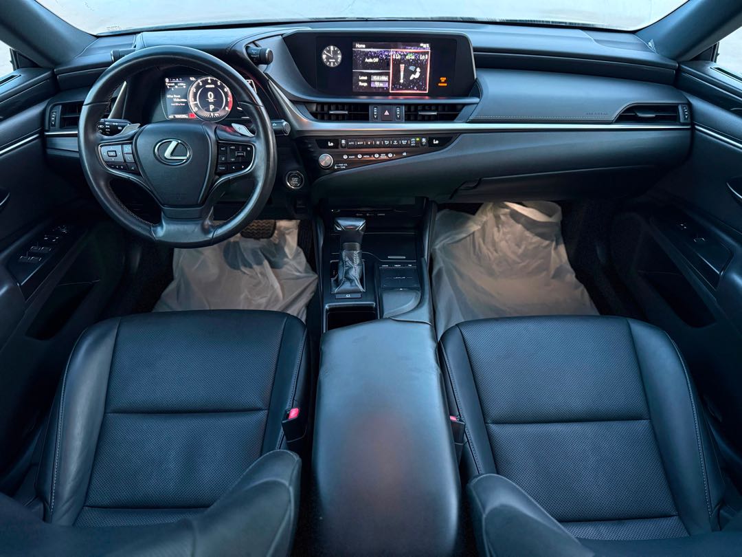 Car Image 2021 LEXUS ES 350