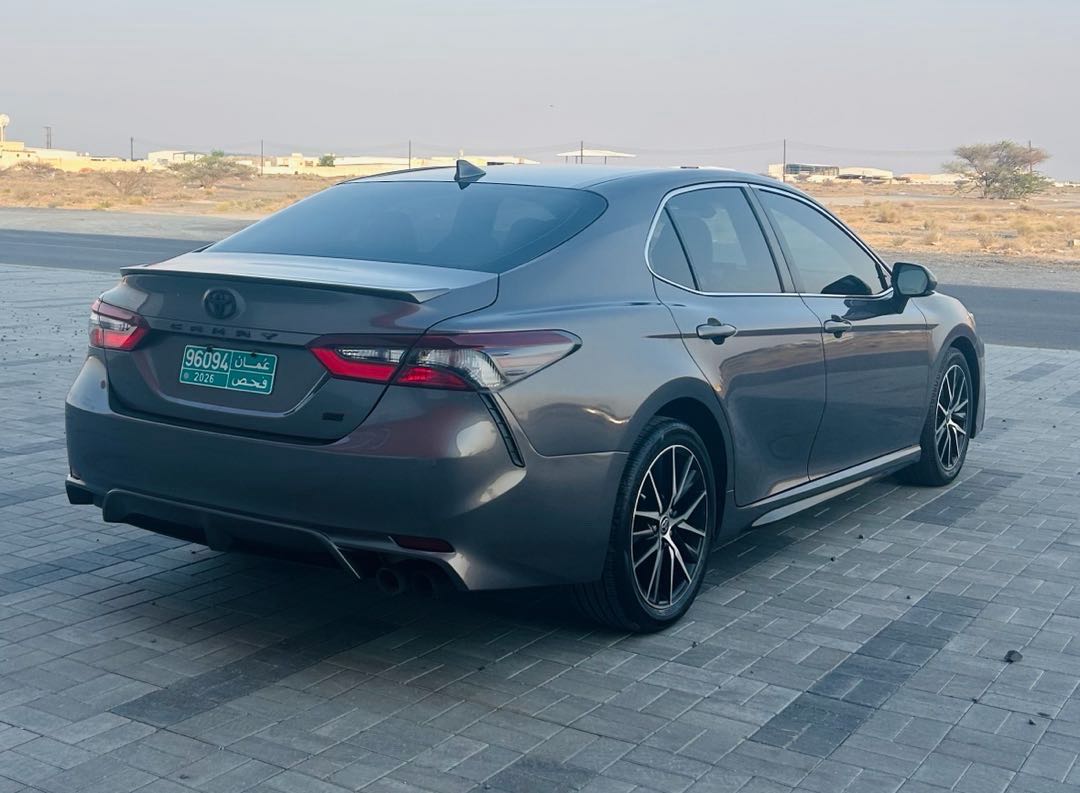 Car Image 2022 TOYOTA CAMRY SE