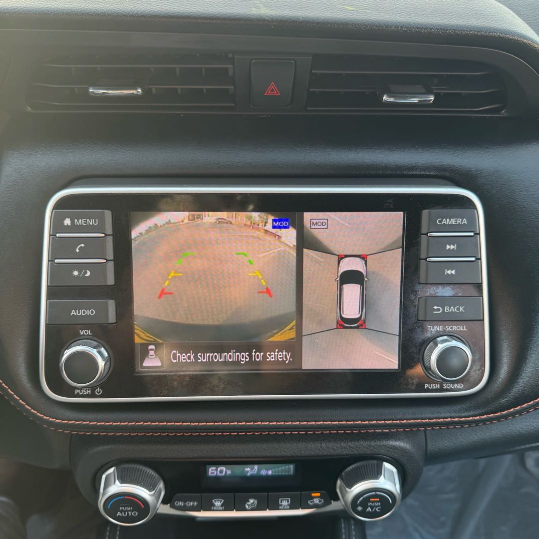Car Image 2019 NISSAN KICKS 