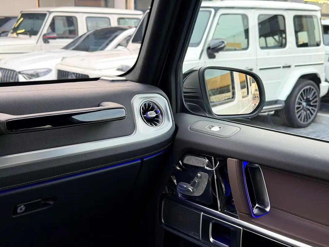 Car Image 2025 MERCEDES G CLASS 63