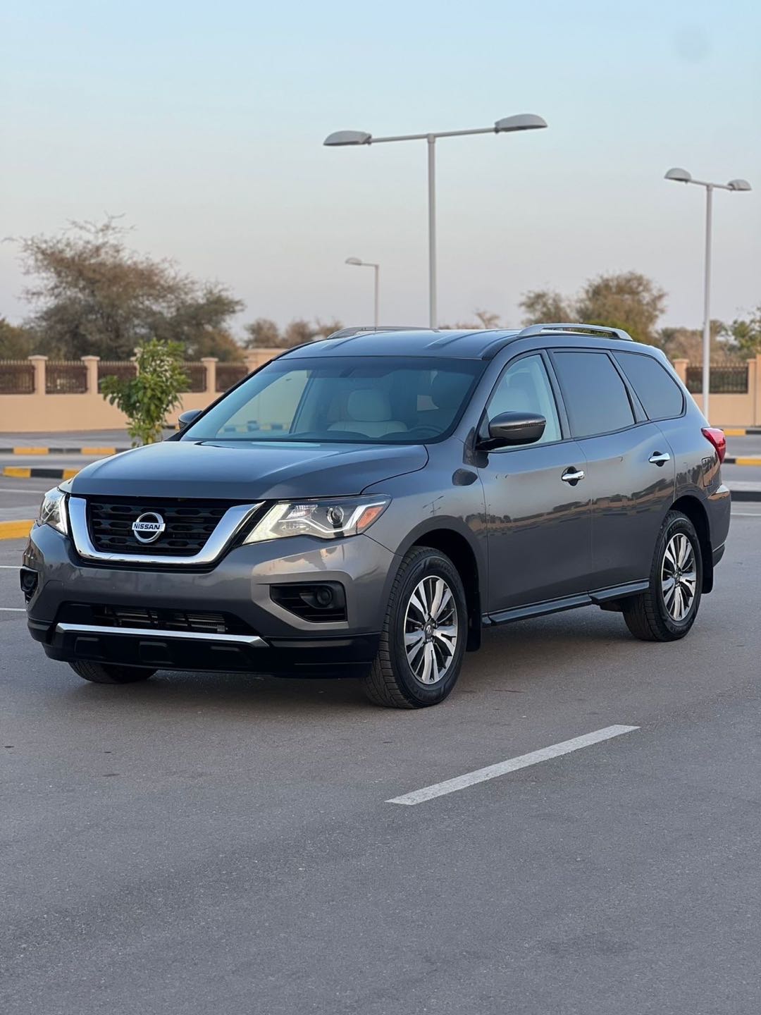 Car Image 2020 NISSAN PATHFINDER SL