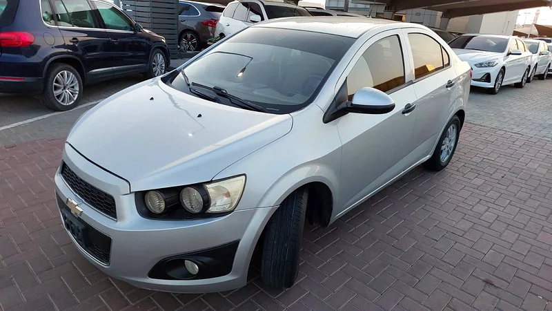 Car Image 2014 CHEVROLET SONIC LT
