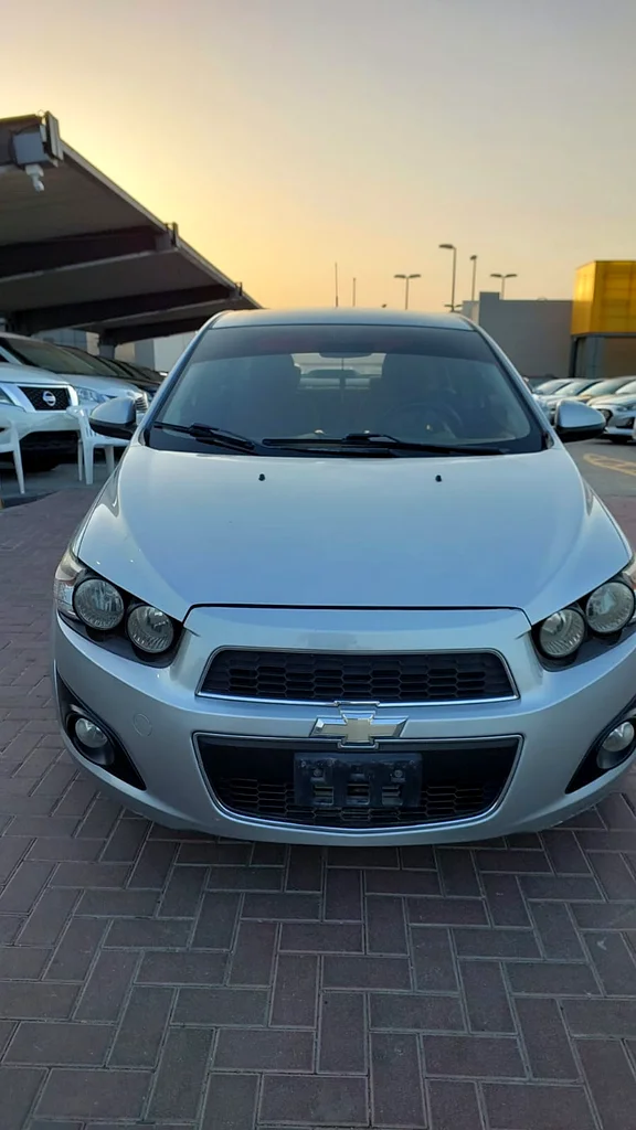 Car Image 2014 CHEVROLET SONIC LT