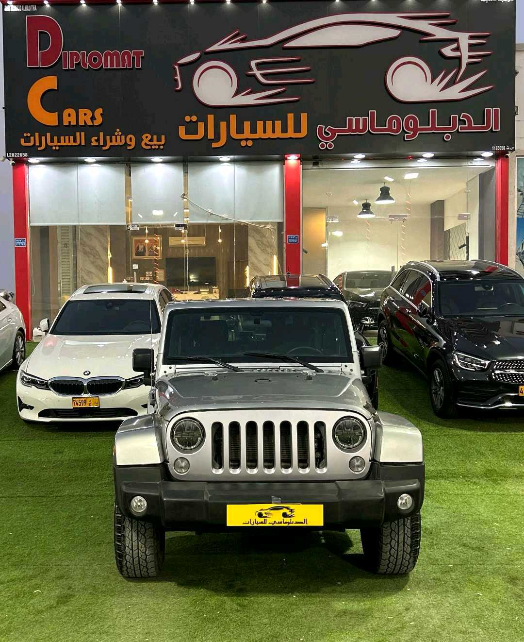 Car Image 2017 JEEP WRANGLER SAHARA
