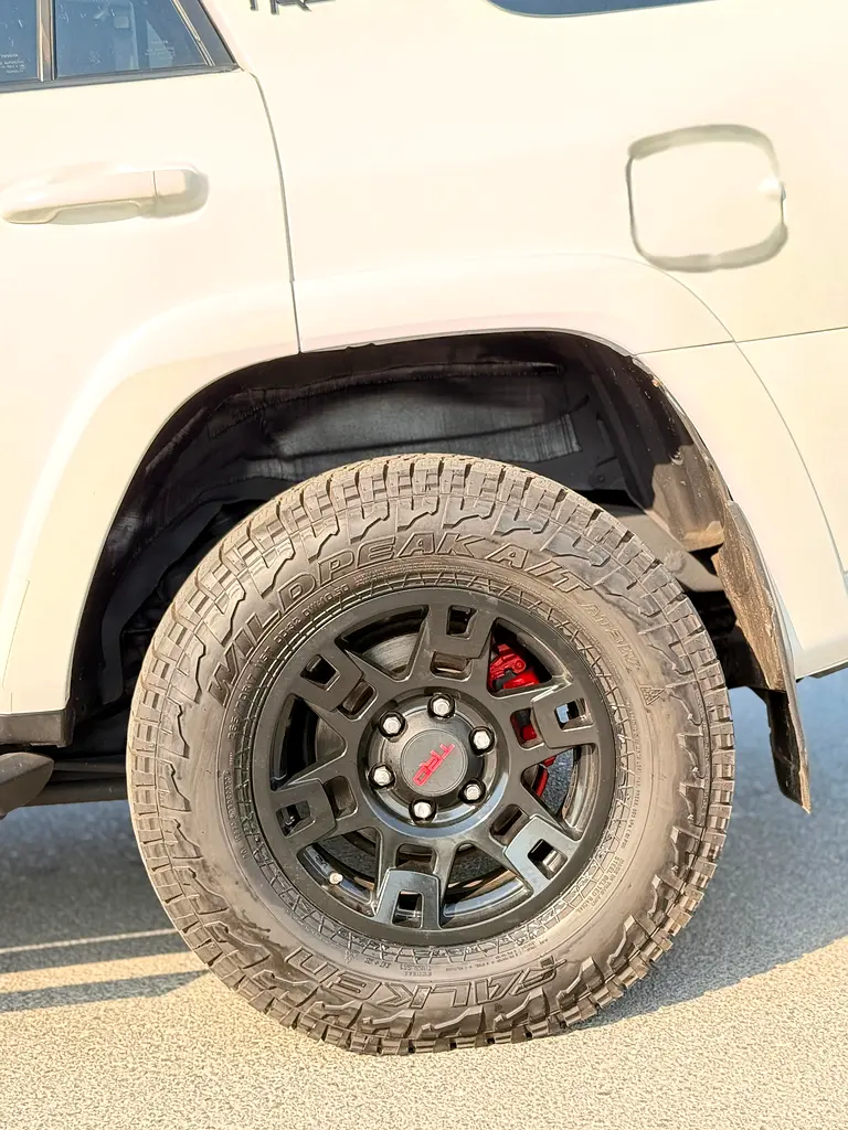 2019 TOYOTA 4RUNNER - Sooq Cars