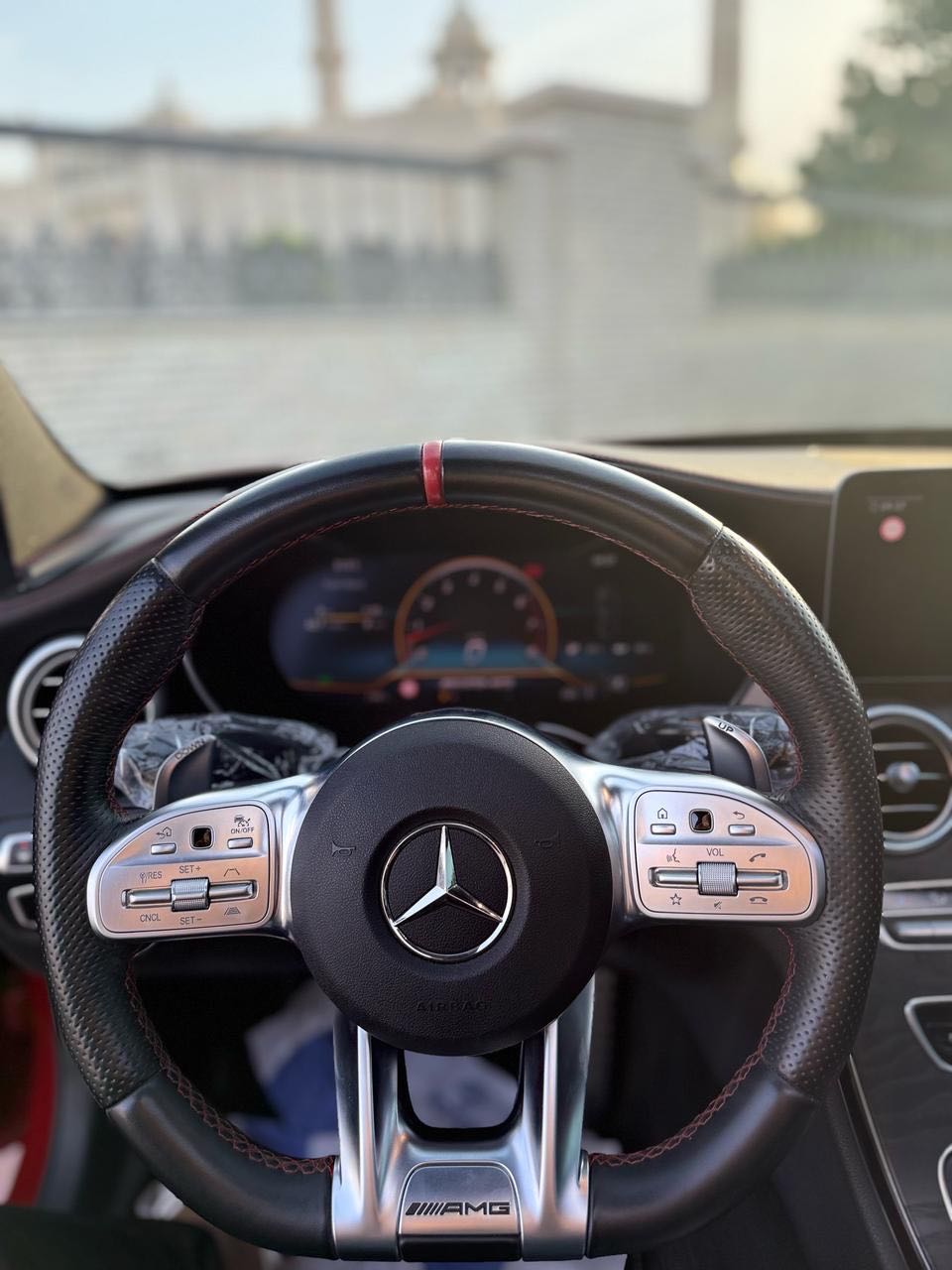 Car Image 2019 MERCEDES C Class 43
