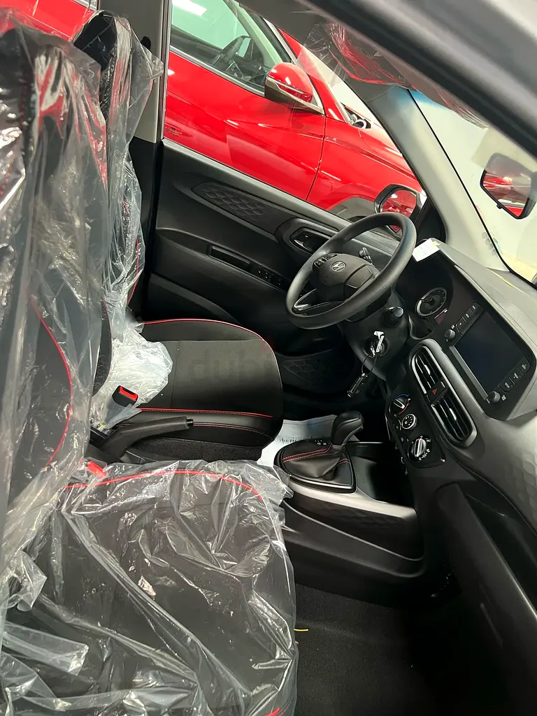 HYUNDAI I10 2025
