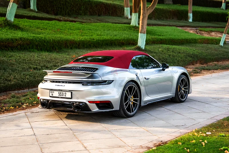 بورش 911 2024