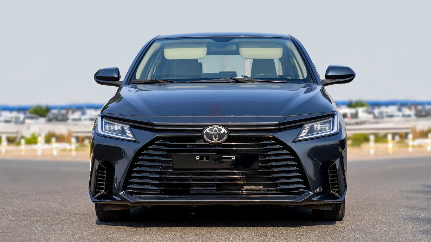 TOYOTA YARIS 2023