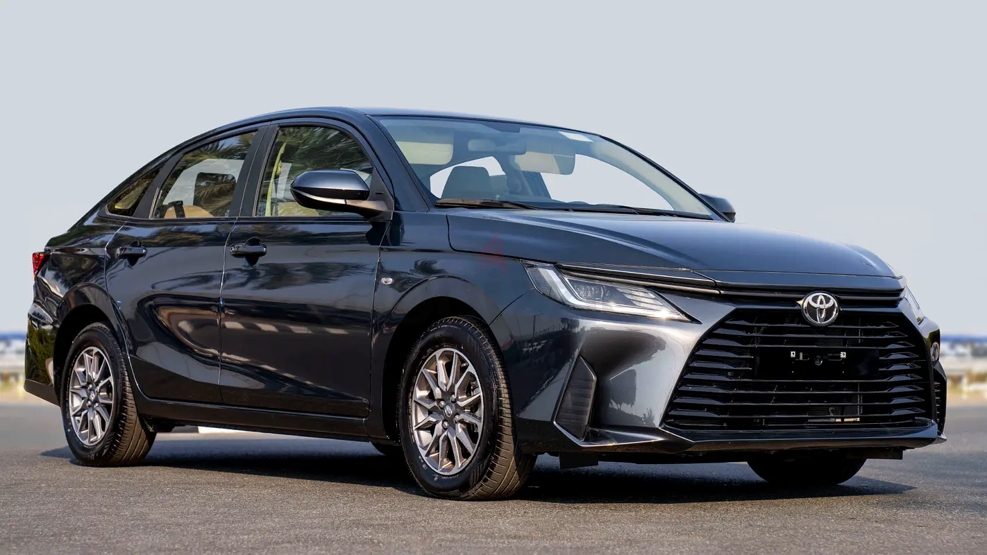 TOYOTA YARIS 2023