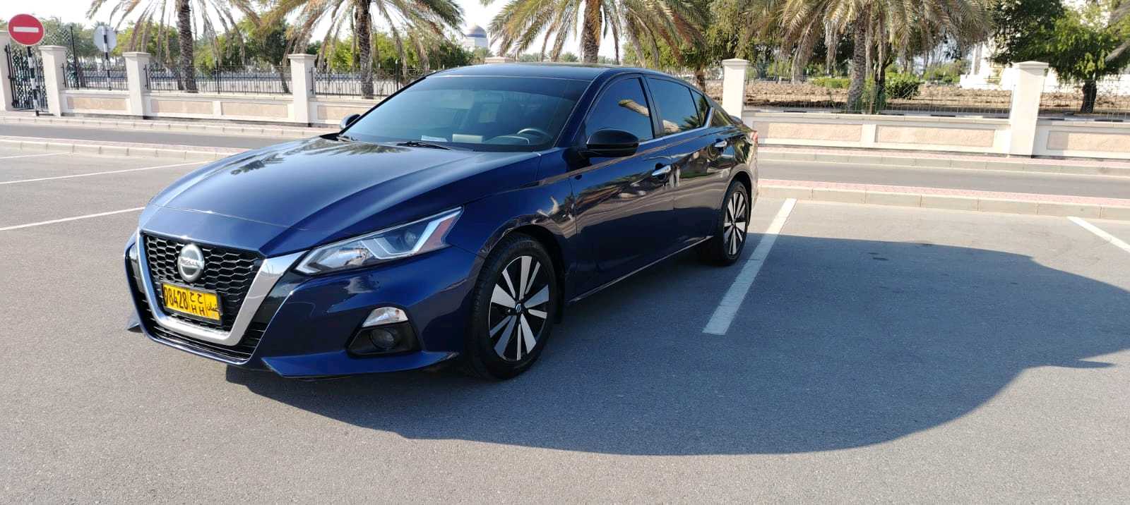 Car Image 2019 NISSAN ALTIMA S