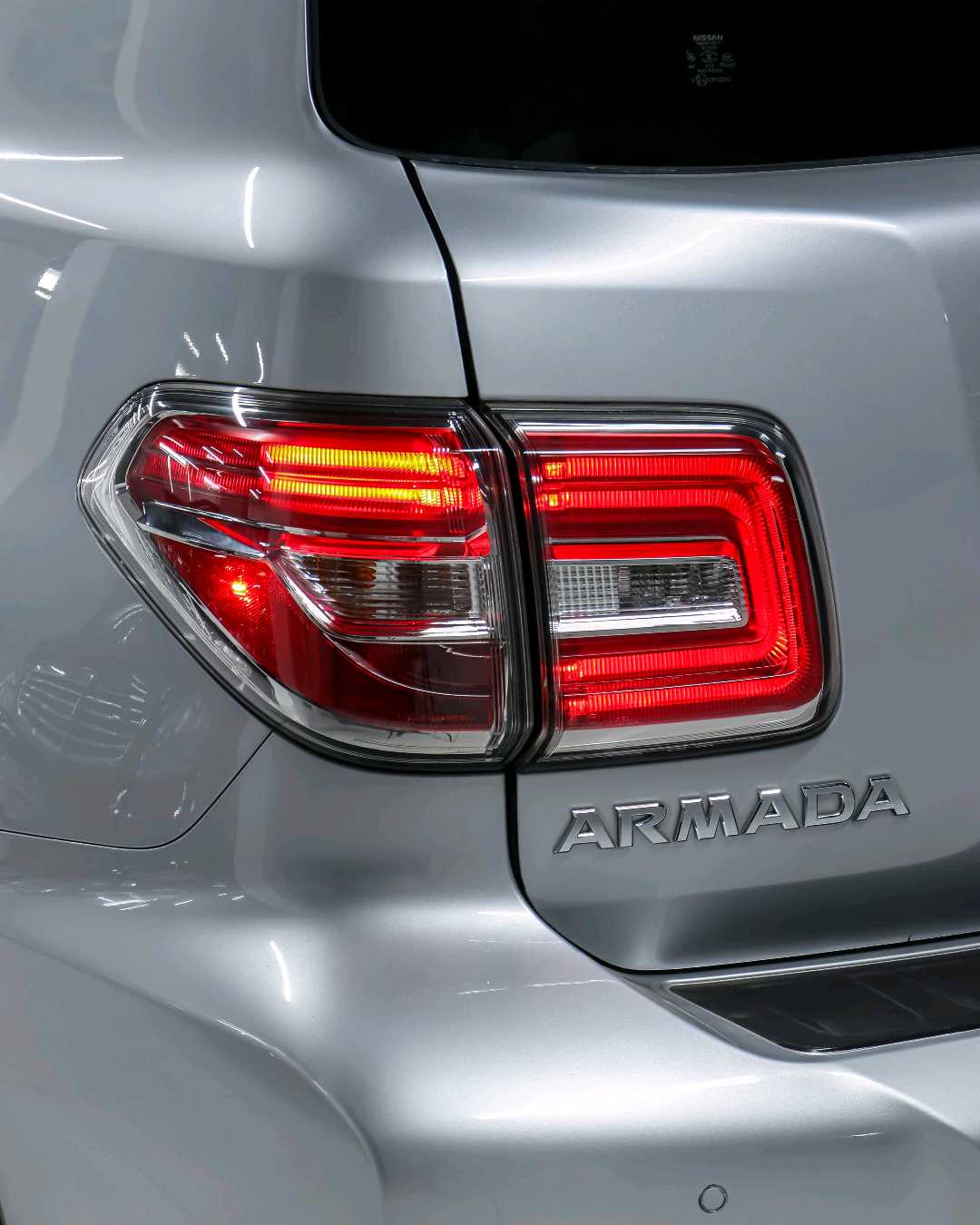 Car Image 2018 NISSAN ARMADA 
