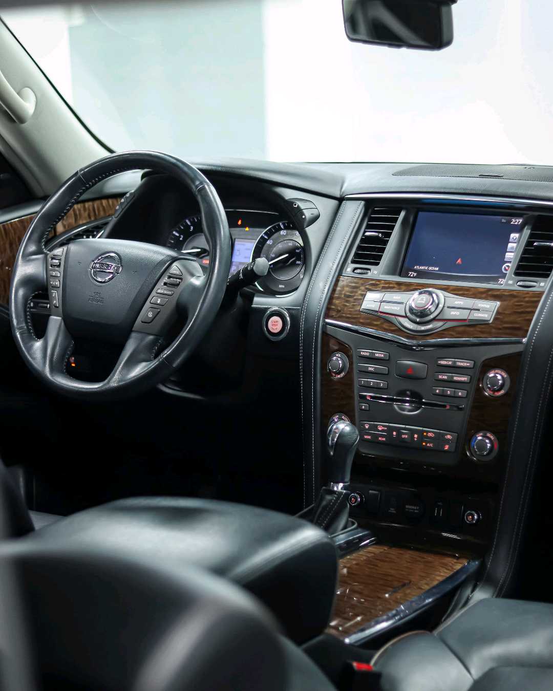 Car Image 2018 NISSAN ARMADA 