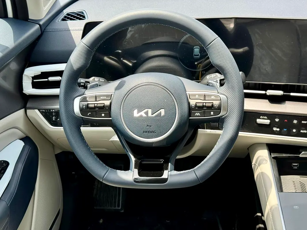 Car Image 2025 KIA SPORTAGE 