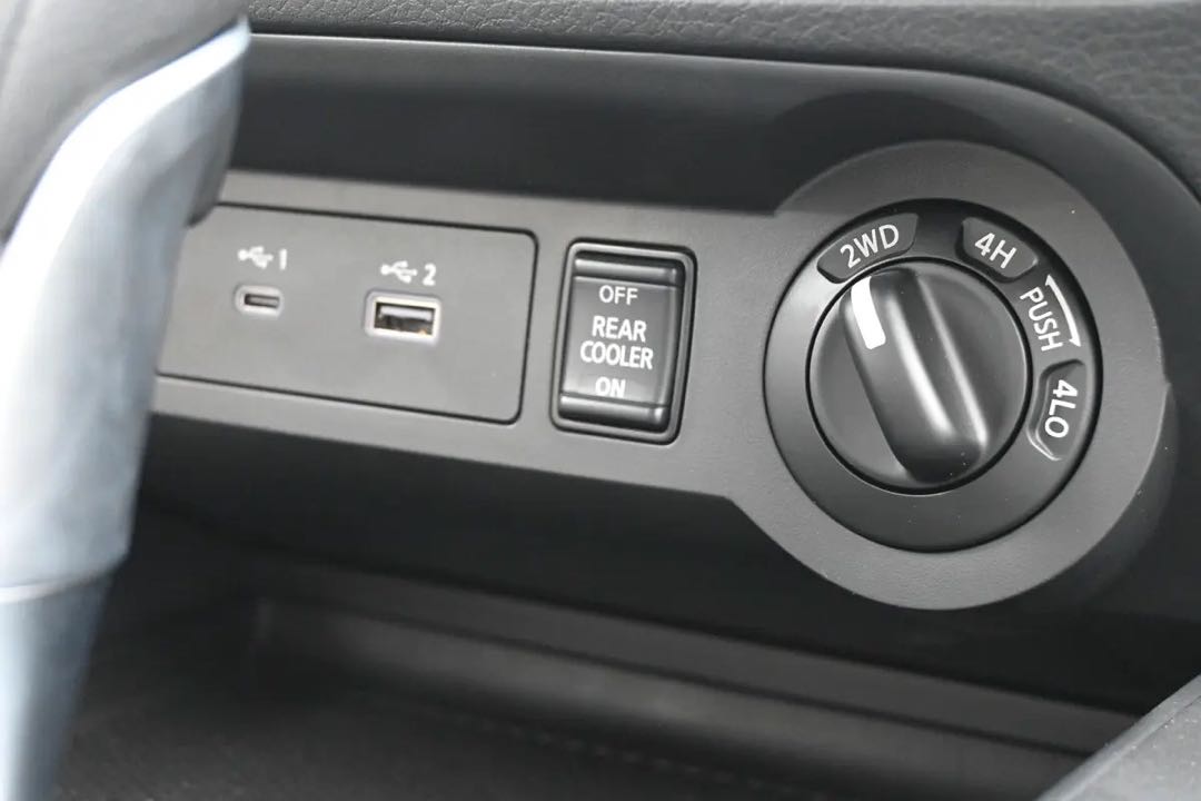Car Image 2025 NISSAN XTERRA 