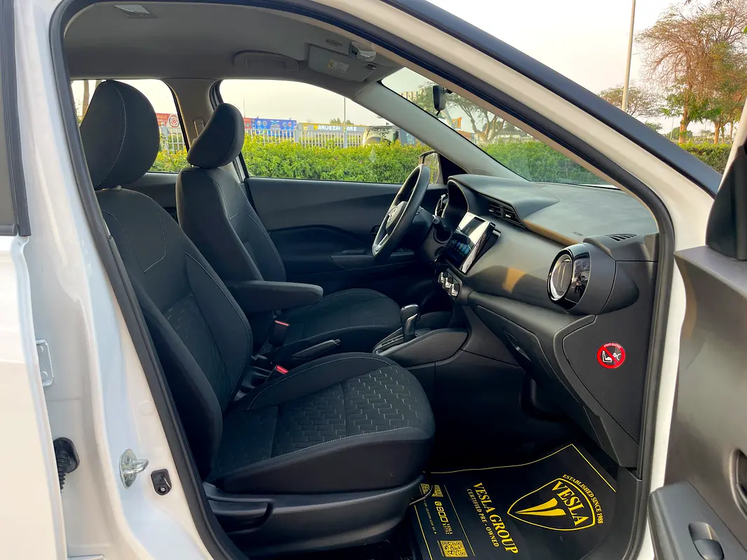 Car Image 2024 NISSAN KICKS 