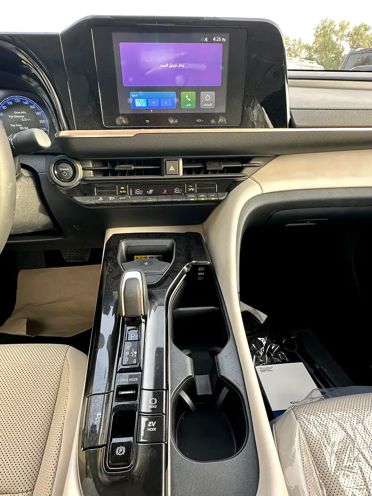 Car Image 2026 TOYOTA CROWN 