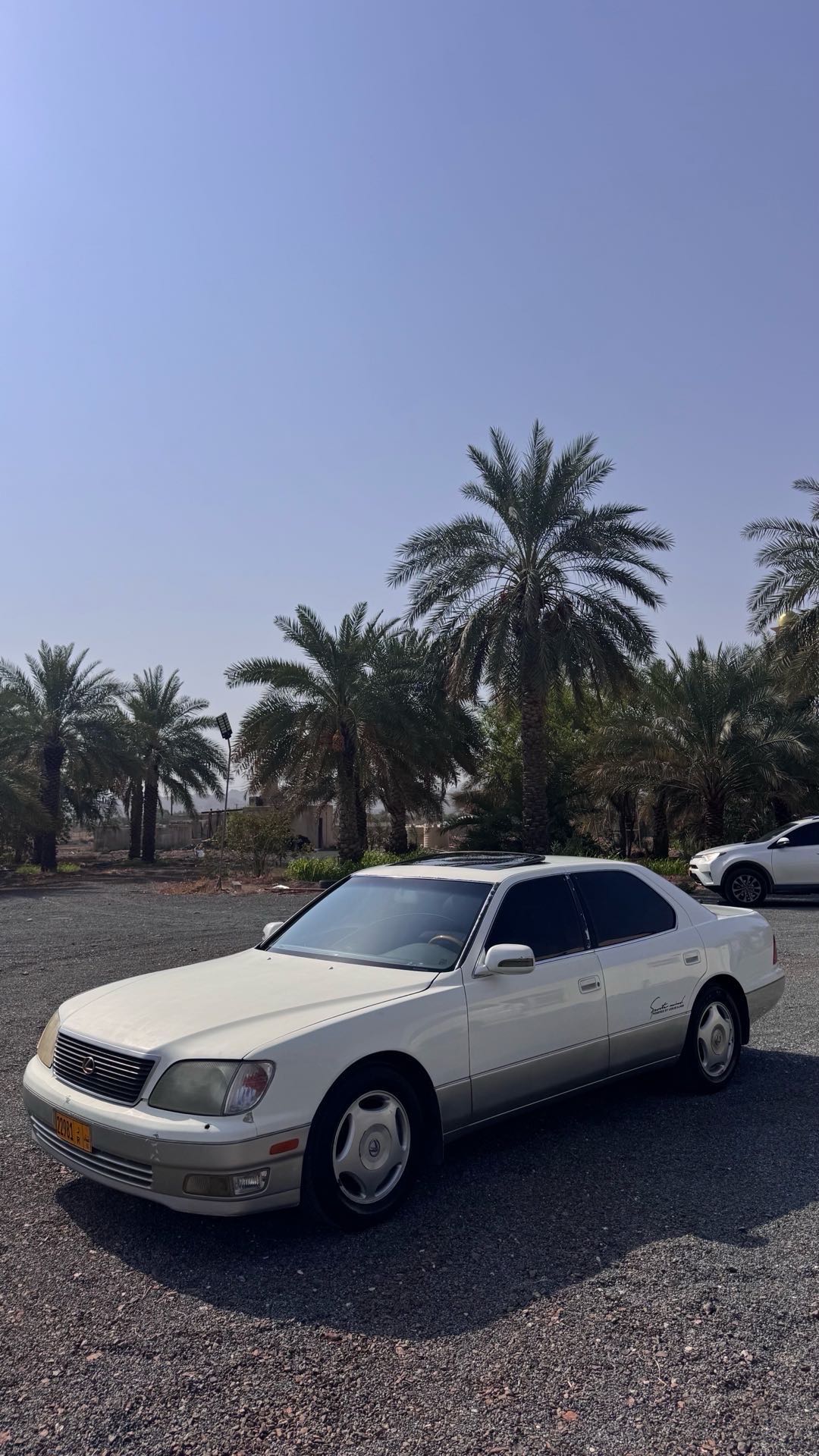 Car Image 1998 LEXUS LS 400