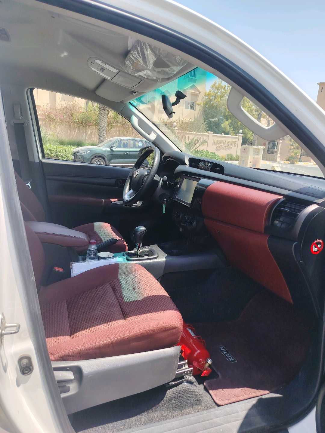 Car Image 2022 TOYOTA HILUX 2.7