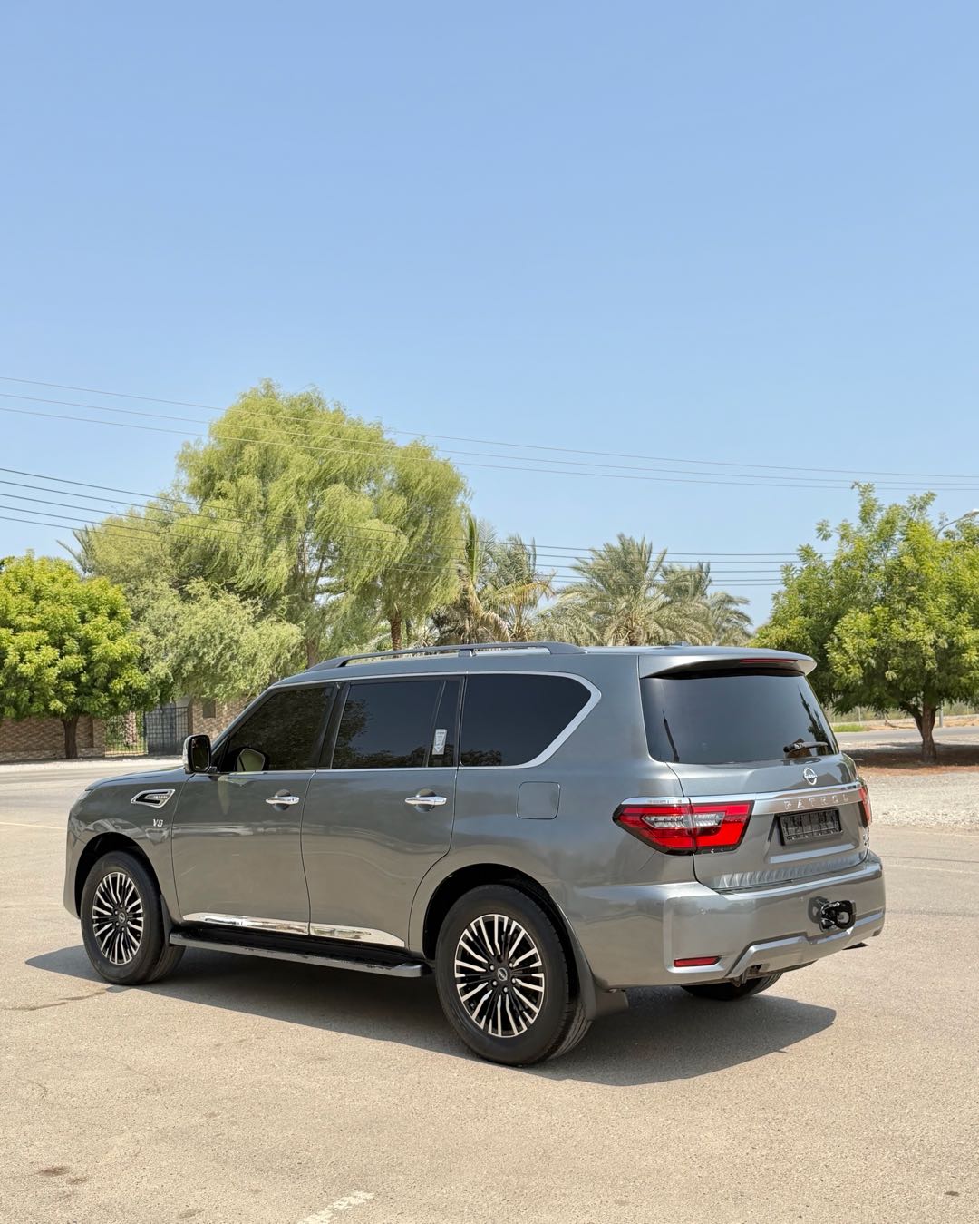 Car Image 2019 NISSAN ARMADA 