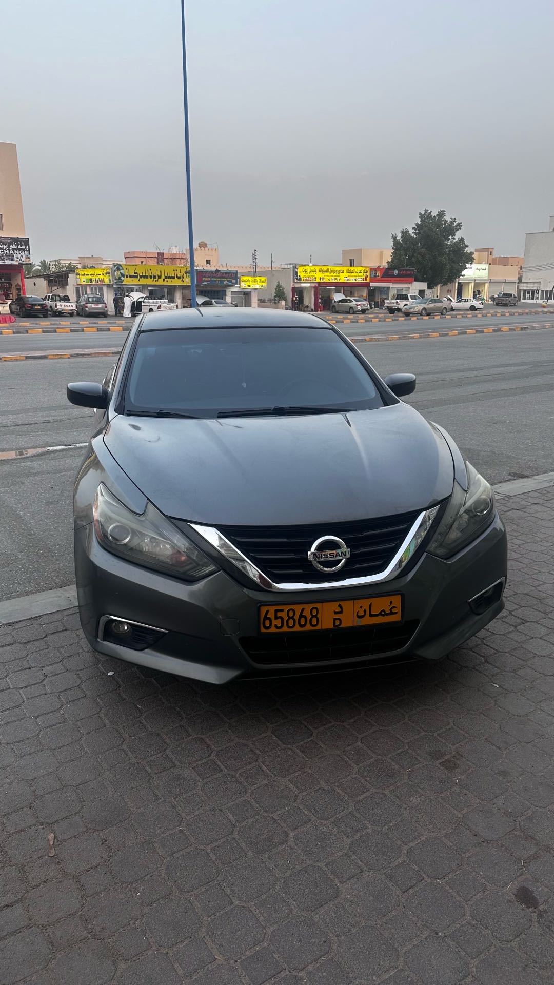 Car Image 2017 NISSAN ALTIMA SR