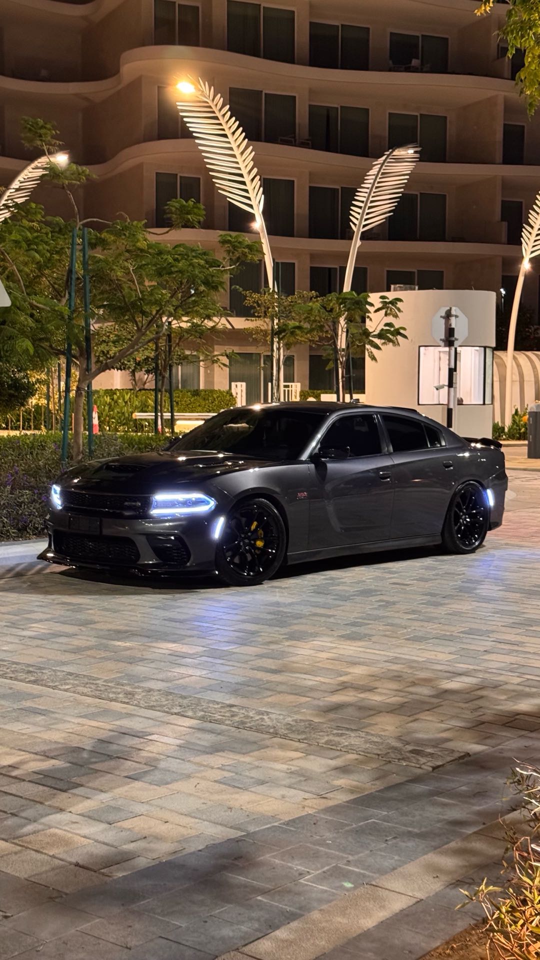 Car Image 2019 DODGE CHARGER SCAT PACK