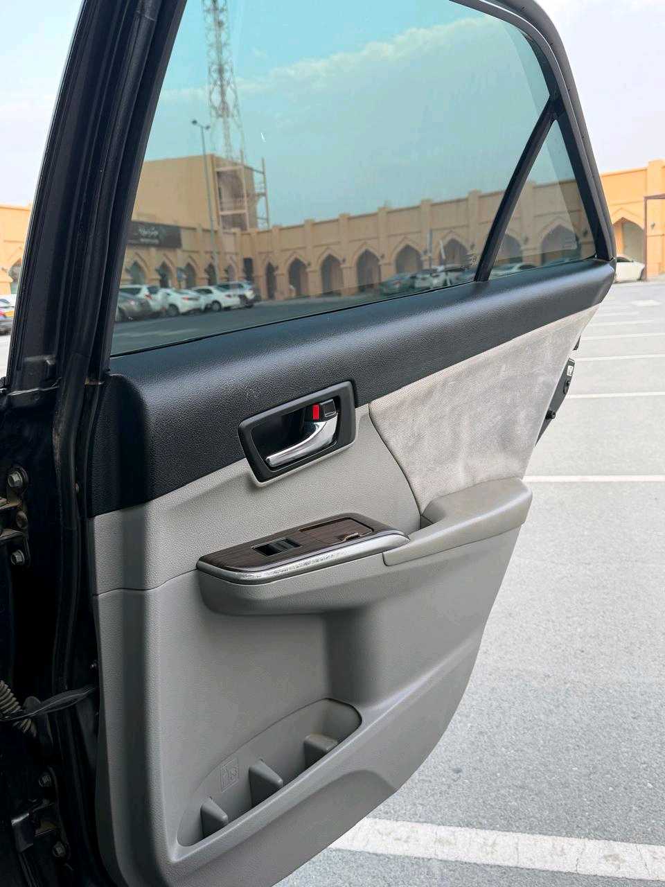 Car Image 2012 TOYOTA CAMRY GLX