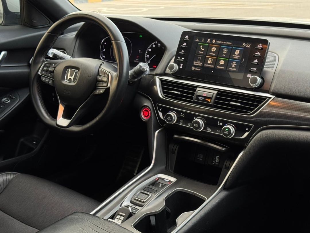 Car Image 2018 HONDA ACCORD SPORT