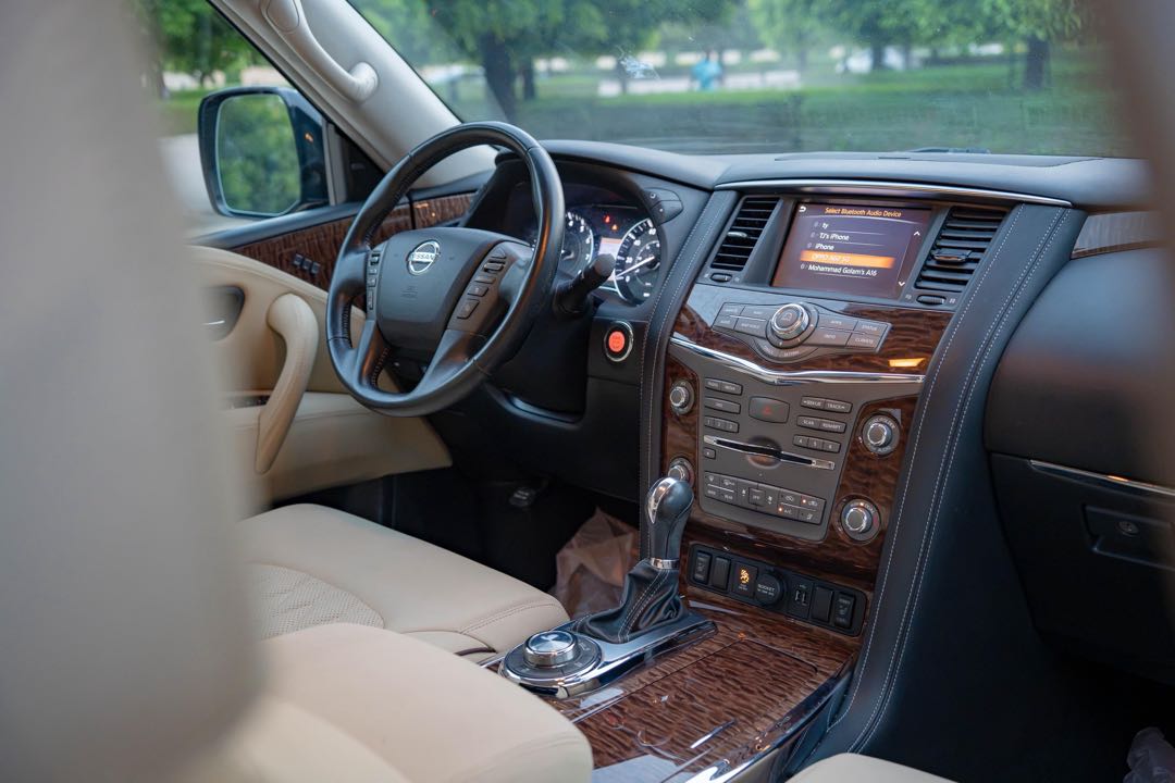 Car Image 2018 NISSAN ARMADA 