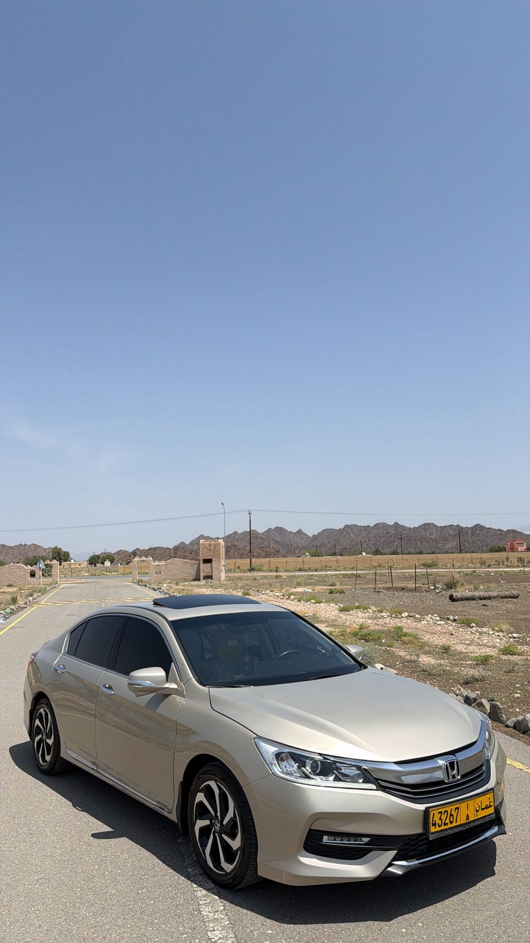 Car Image 2017 HONDA ACCORD EXL