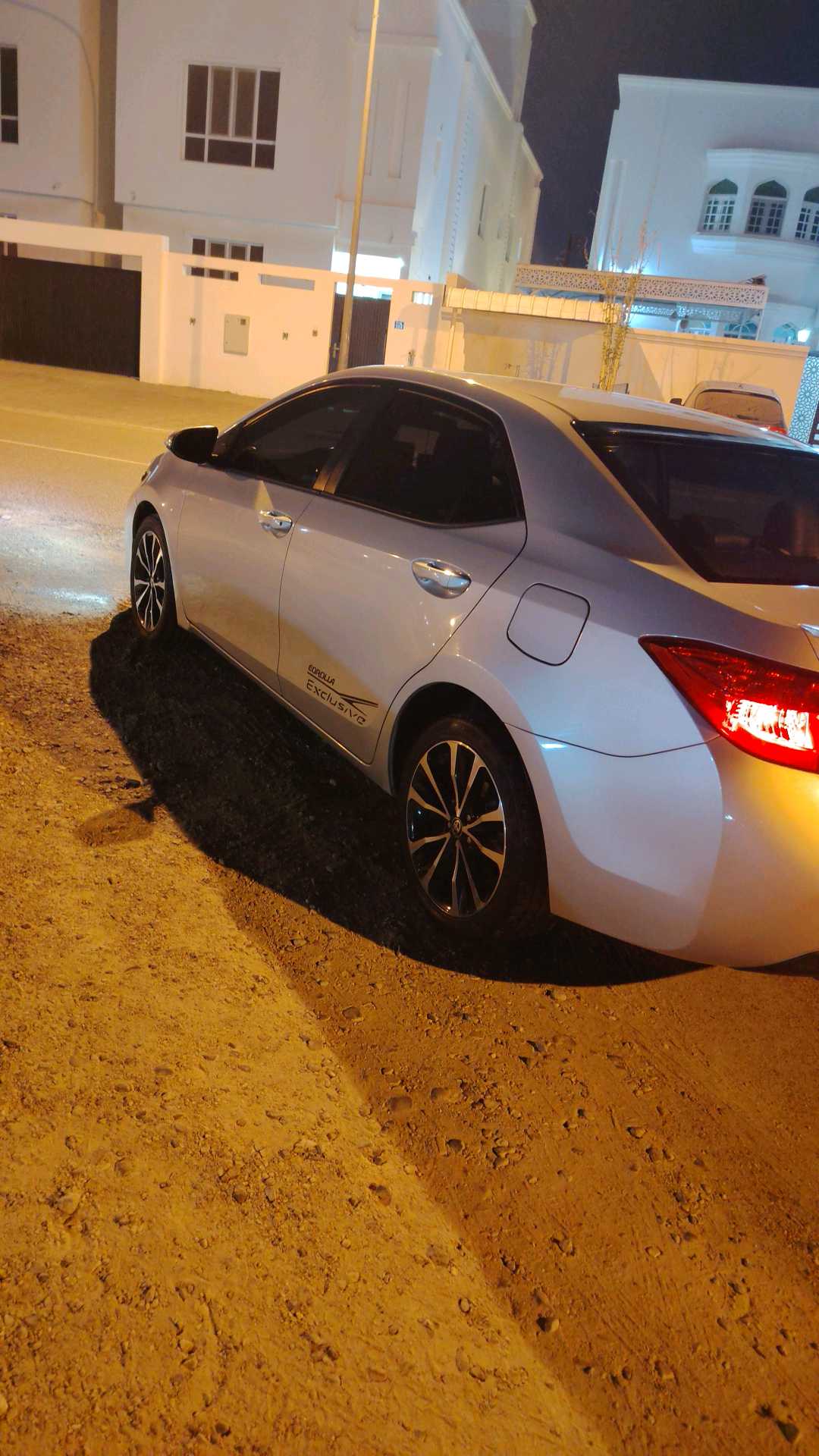 Car Image 2017 TOYOTA COROLLA SE