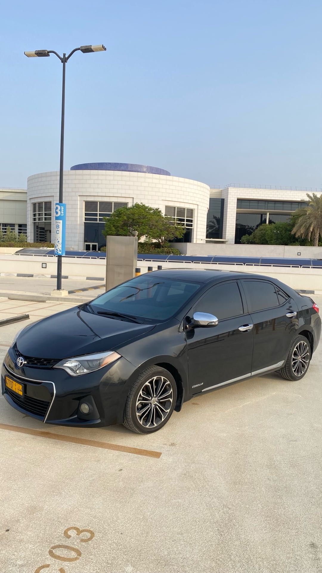 Car Image 2015 TOYOTA COROLLA S