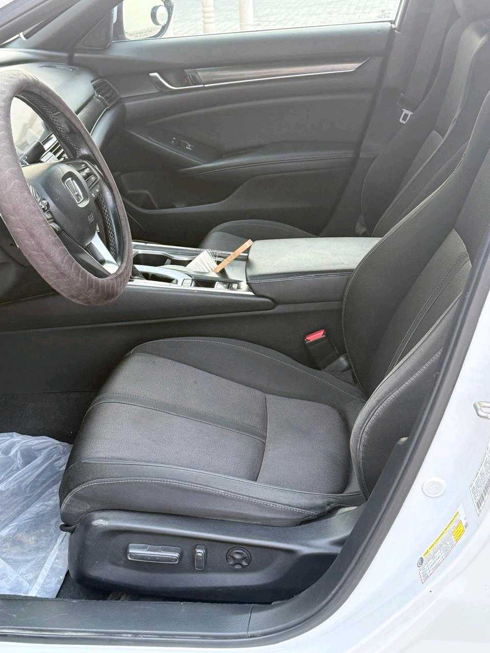 Car Image 2020 HONDA ACCORD SPORT