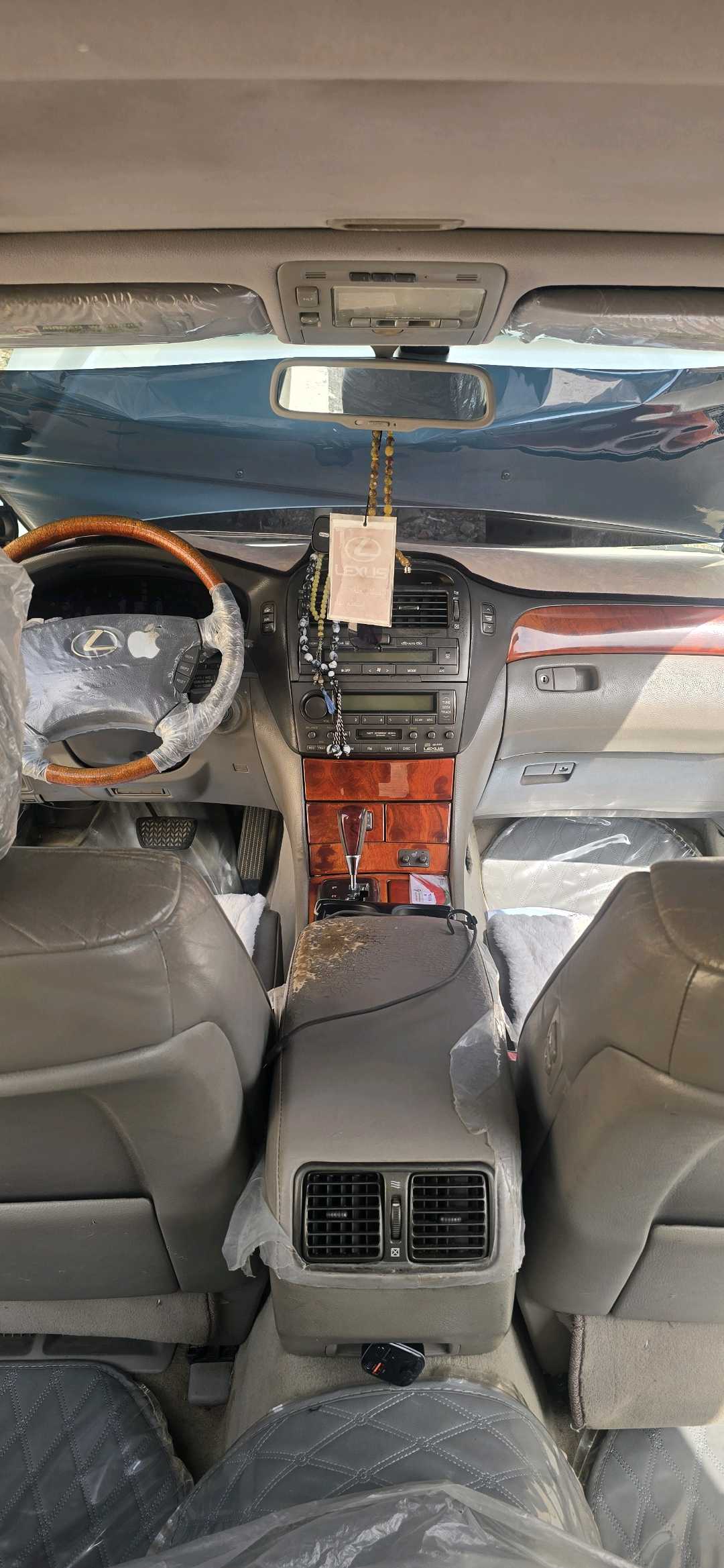 Car Image 2001 LEXUS LS 430