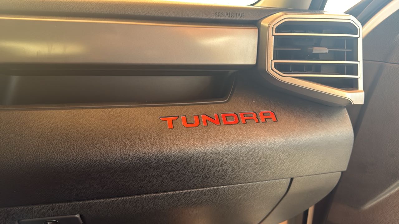Car Image 2022 TOYOTA TUNDRA SR5