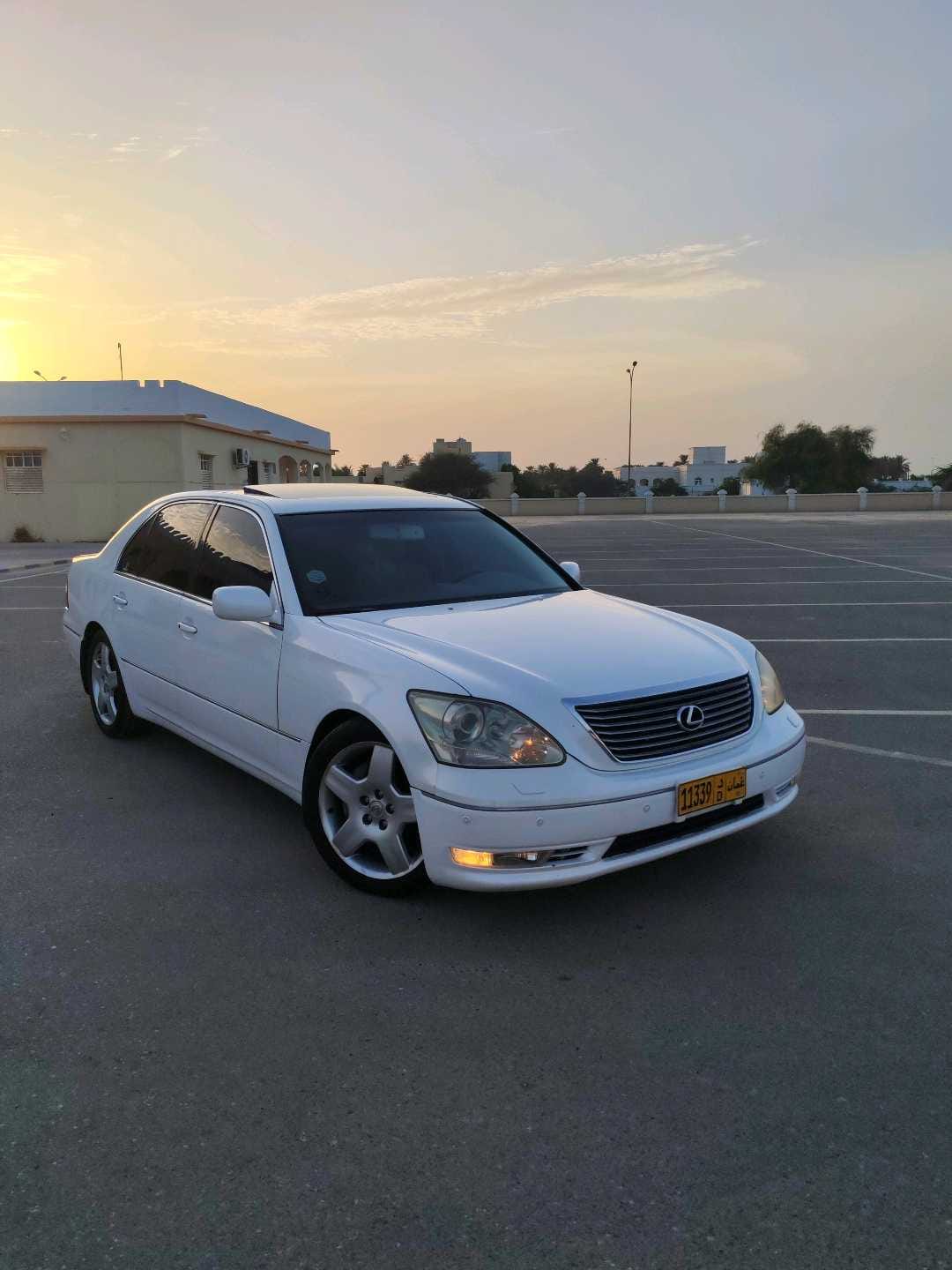 Car Image 2004 LEXUS LS 430