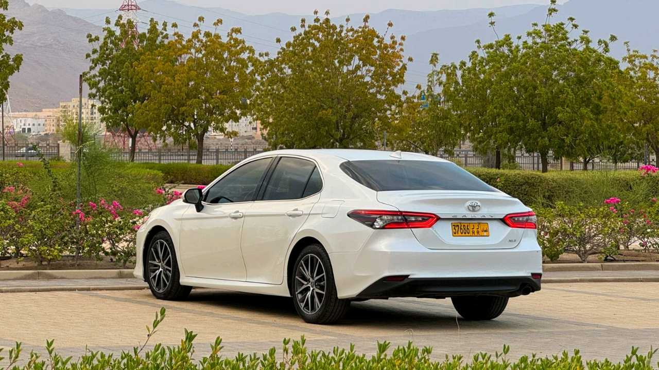 Car Image 2023 TOYOTA CAMRY XLE