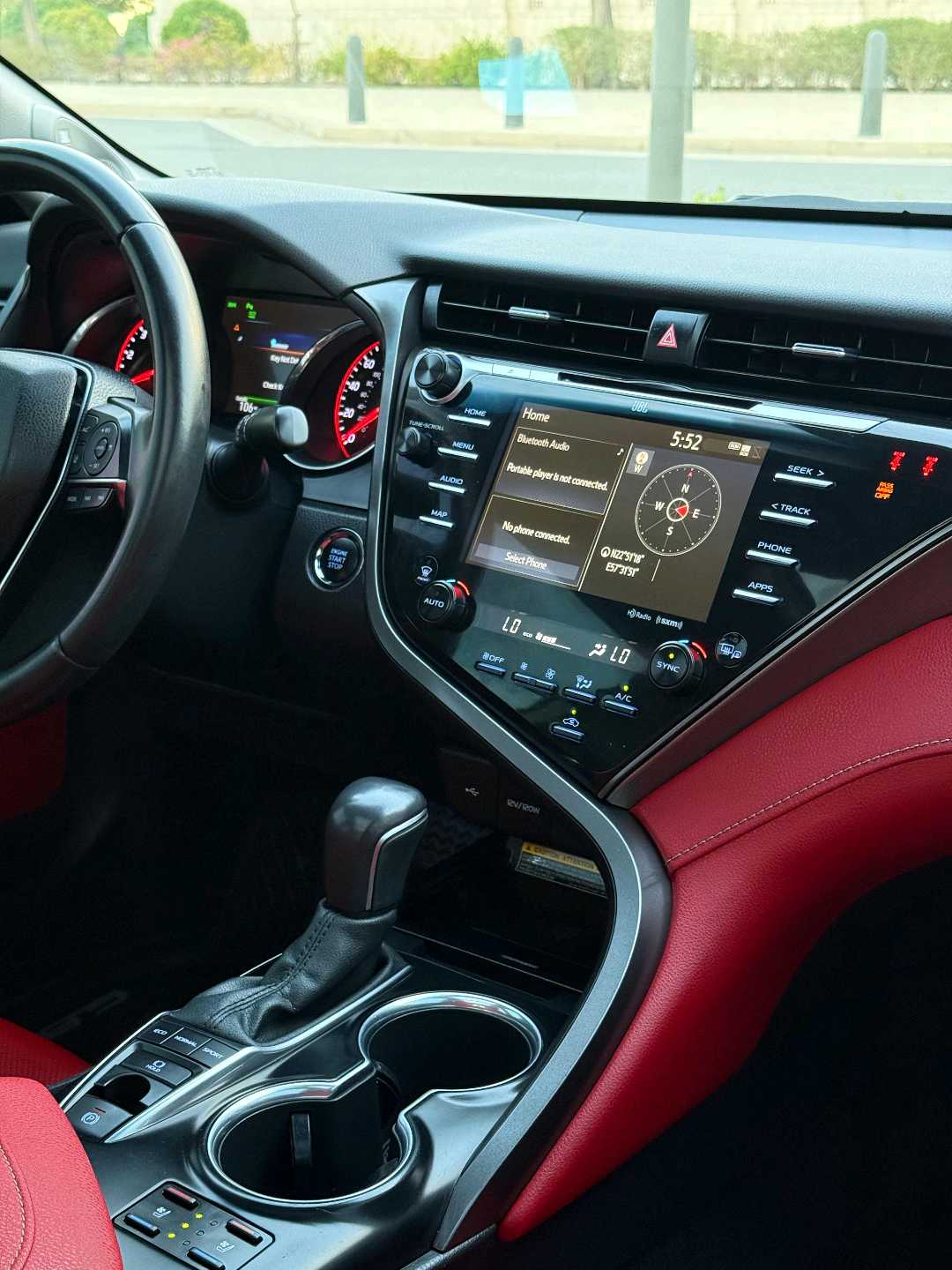 Car Image 2020 TOYOTA CAMRY XSE