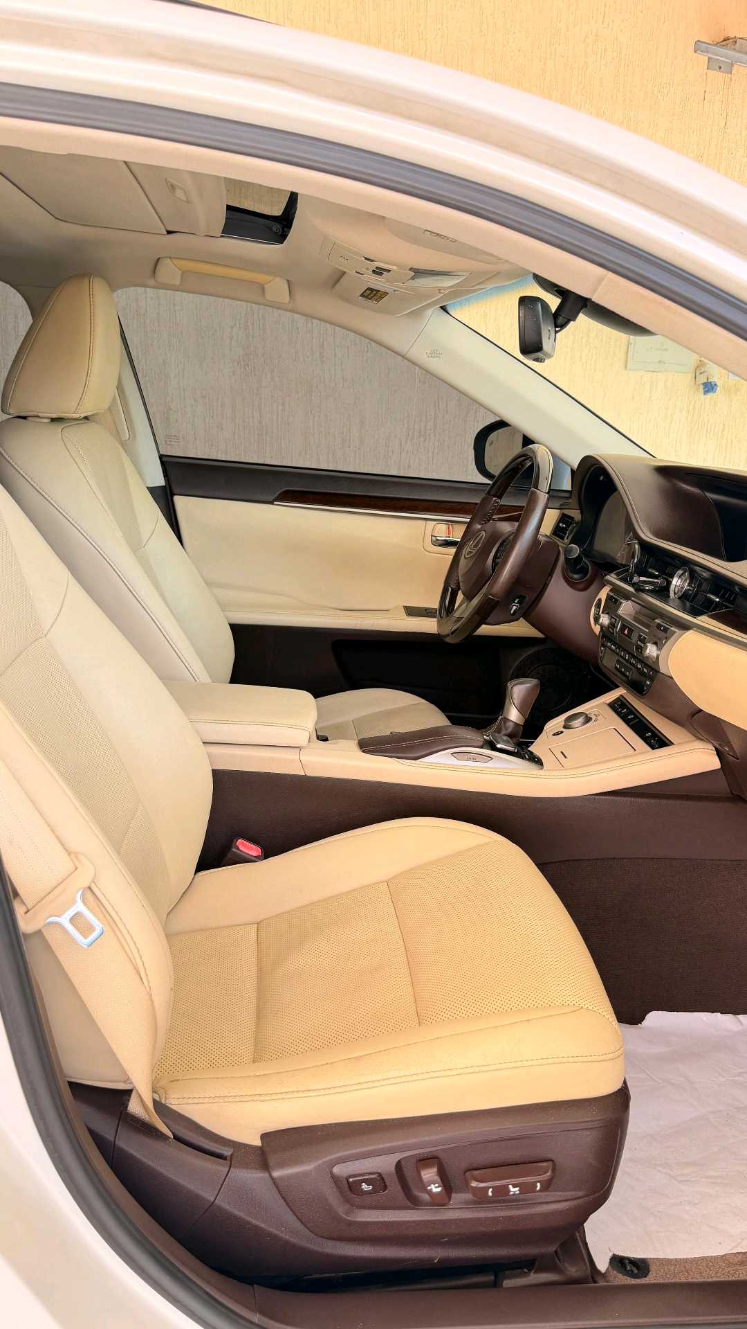 Car Image 2017 LEXUS ES 350
