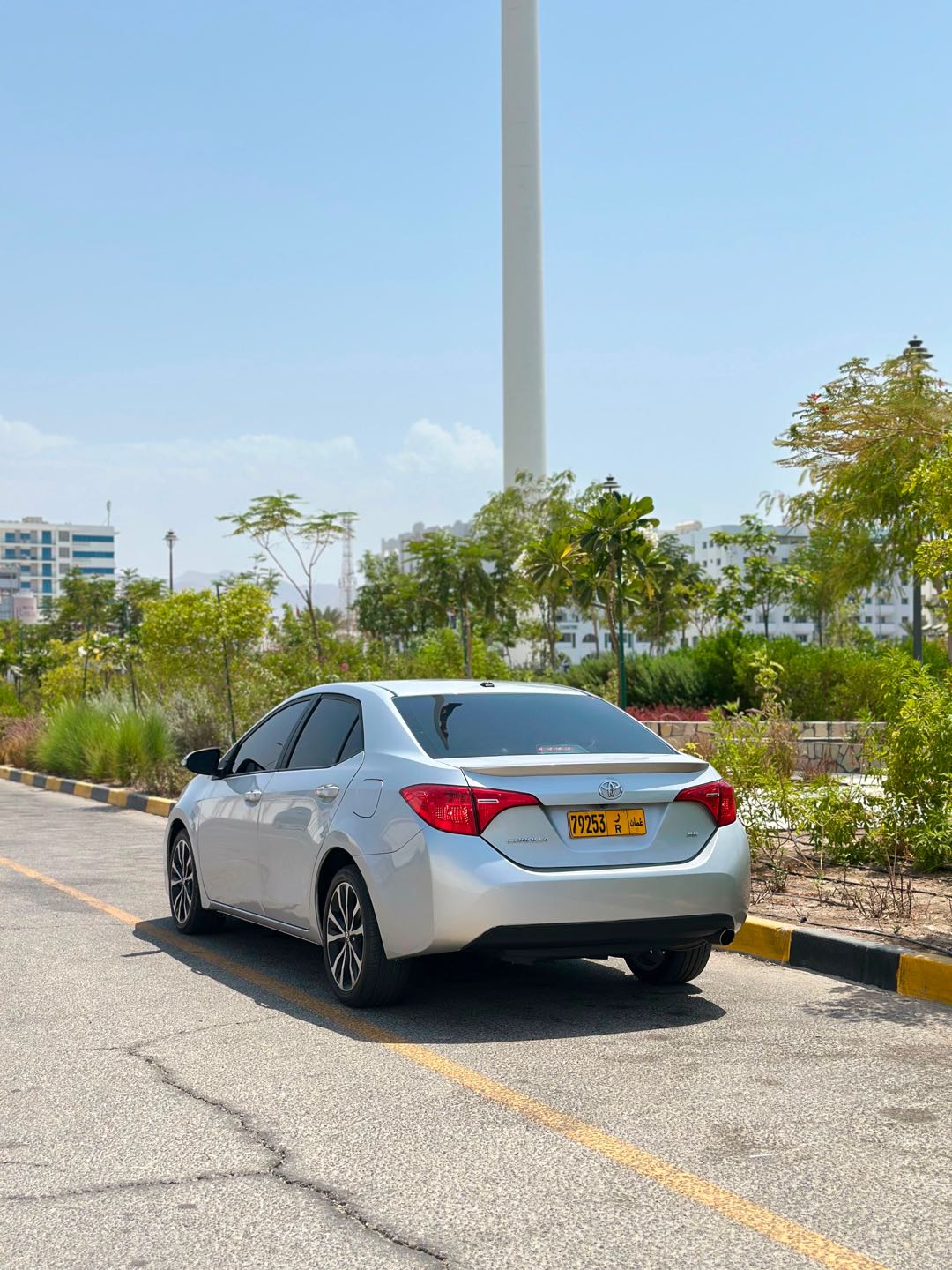 Car Image 2017 TOYOTA COROLLA XSE