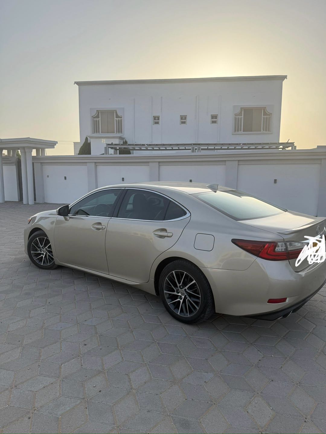 Car Image 2017 LEXUS ES 350
