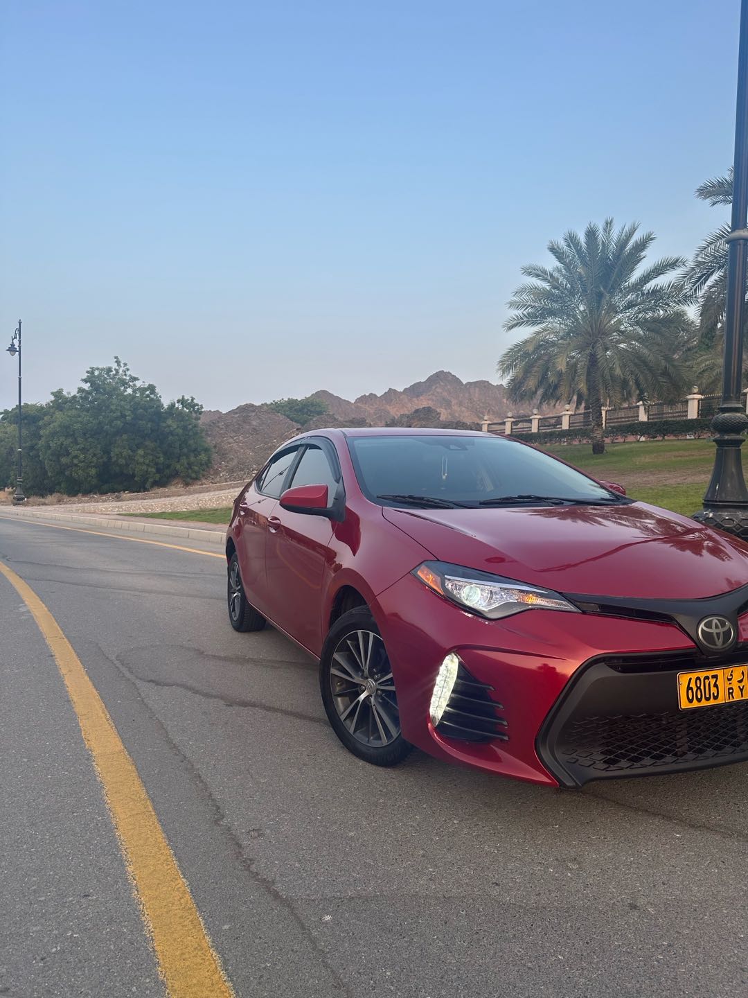 Car Image 2017 TOYOTA COROLLA LE
