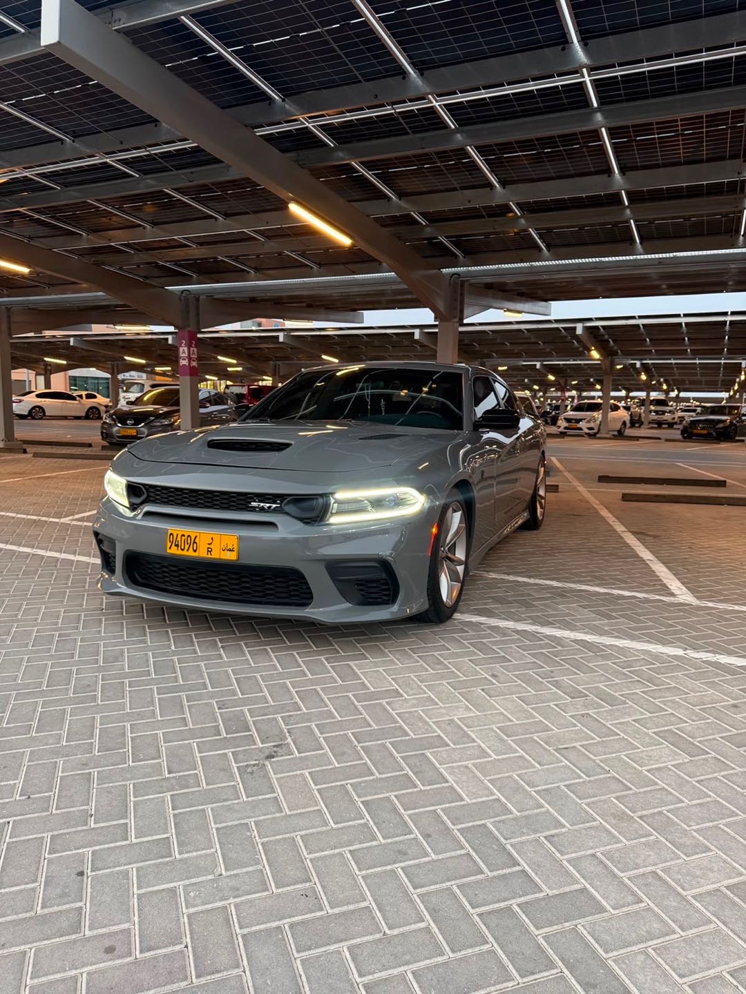 Car Image 2018 DODGE CHARGER SXT