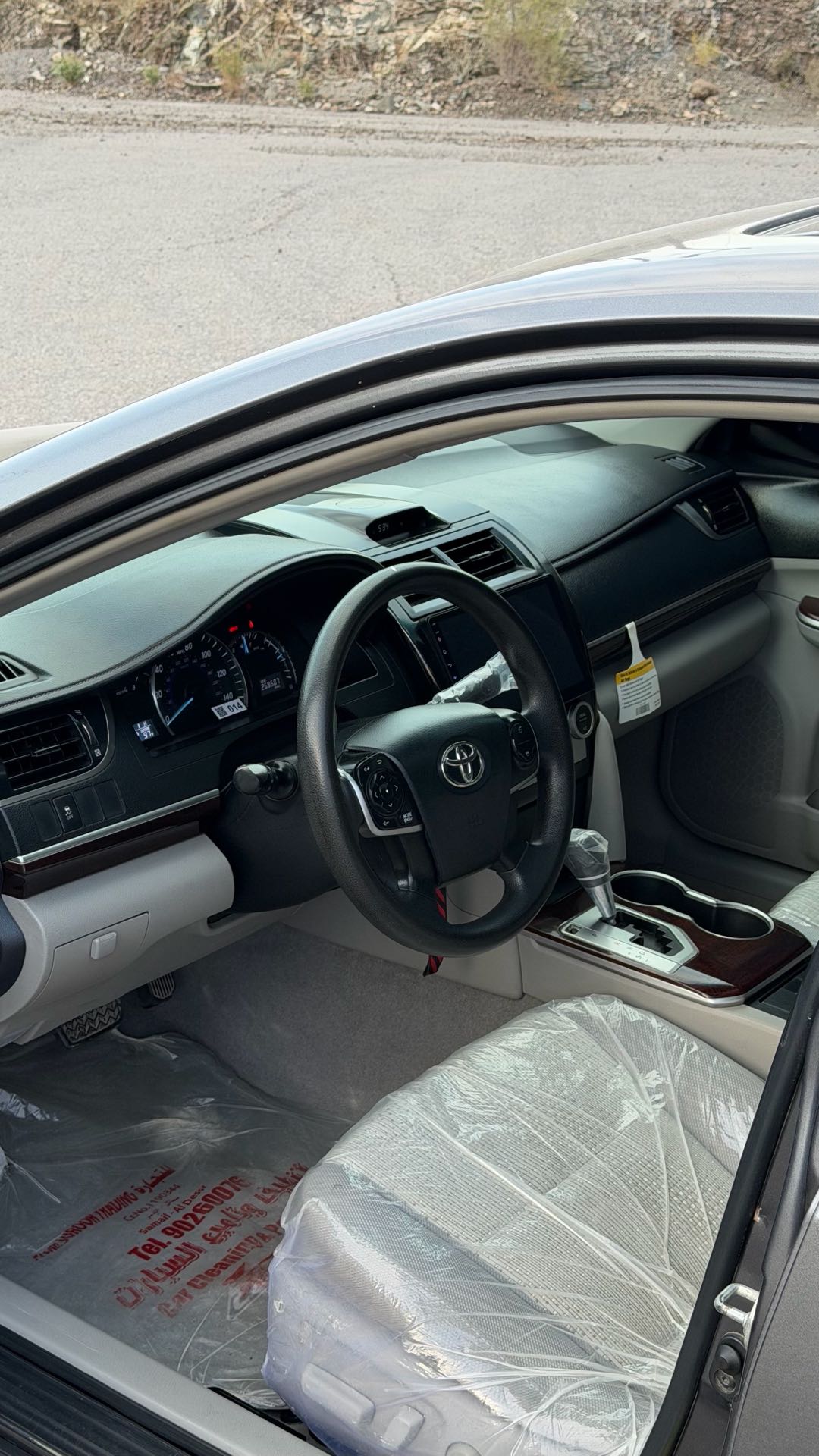 Car Image 2012 TOYOTA CAMRY XLE